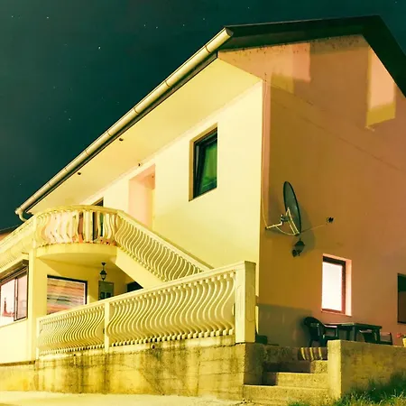 Apartamento Emilija *